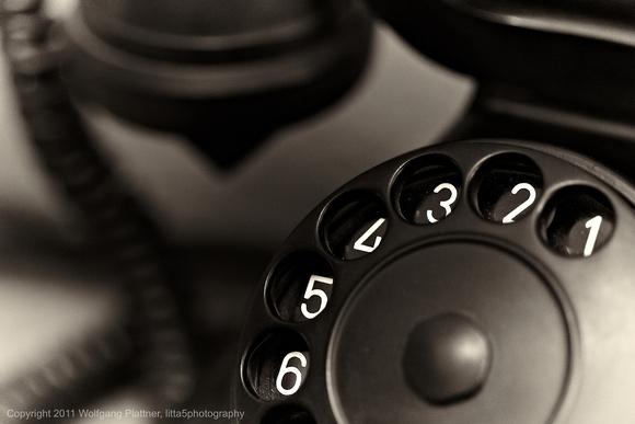 schwarzes Telephon (black telephone)